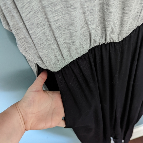 Anthropologie Colorblocked Jersey jumpsuit Grey Medium - Picture 7 of 7